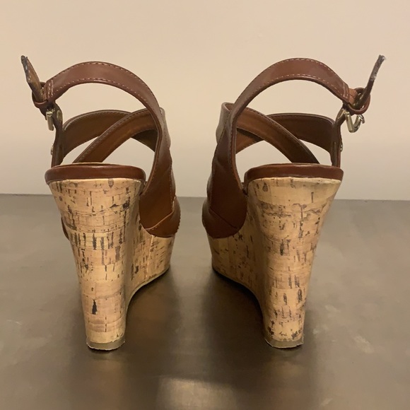 G by Guess platform sandals - Picture 4 of 6